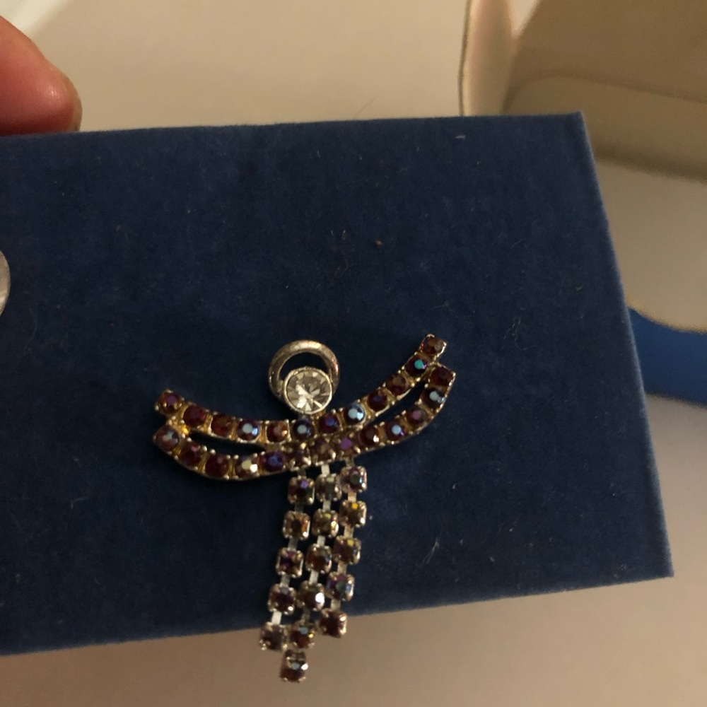 Avon birthstone Angel pin. January - Picture 2 of 6